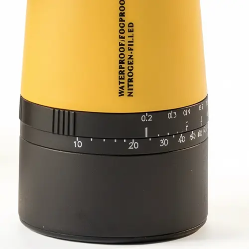 Binoculars_rangefinder-scale-detail.jpg